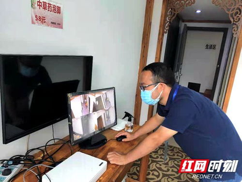 无畏前行 平面设计师在隔离一线的创作纪事