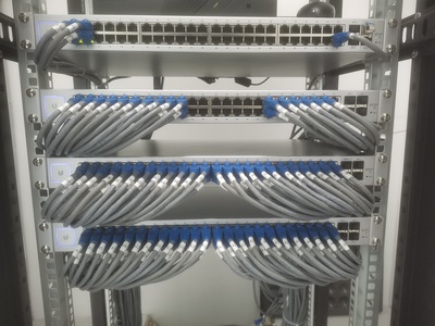 大连网络维护与平面设计 数字化时代的双轮驱动